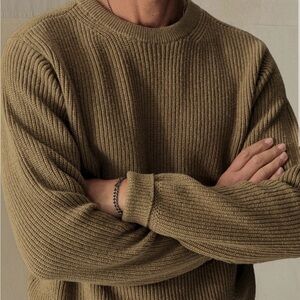 G.H. Bass & Co. Men's Olive Crewneck Sweater